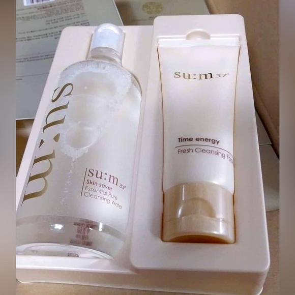 SUM37 Skin Saver Essential Cleansing Water & Cleanser JUMPO Set (400ML + 100ML) - Picture 4 of 5